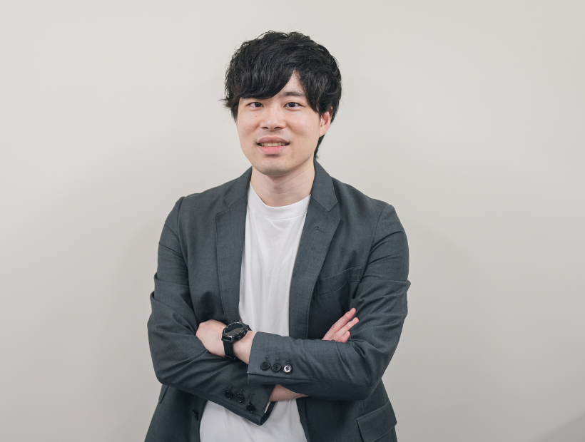執行役員　コーポレート管掌 兼 経営企画室長 上西 智